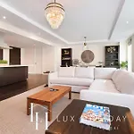 Lux The Elegant Difc Suite 2